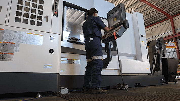 Manufacture of custom hydraulic seals with application-specific materialss